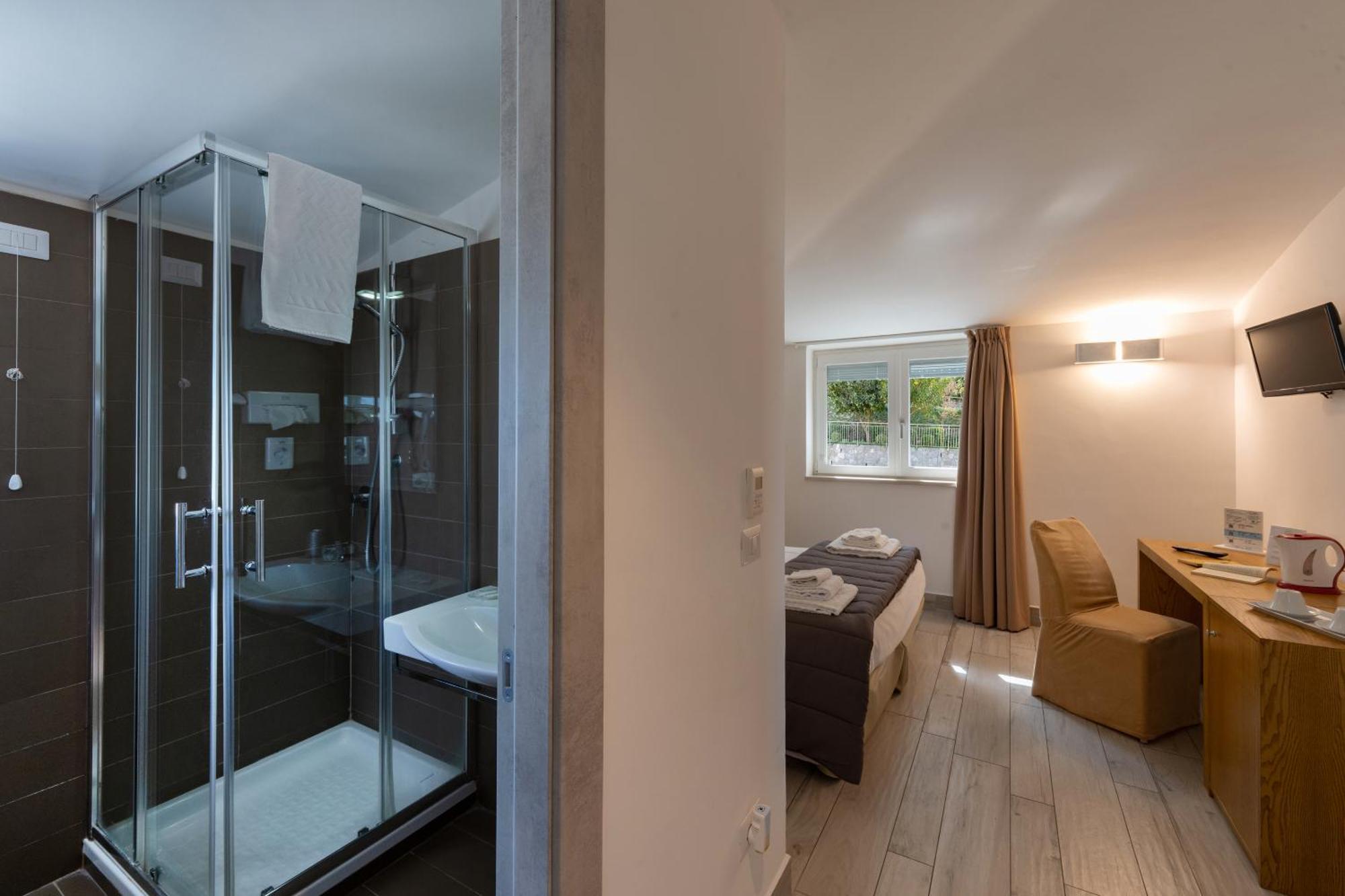Relais Manfredi 3*